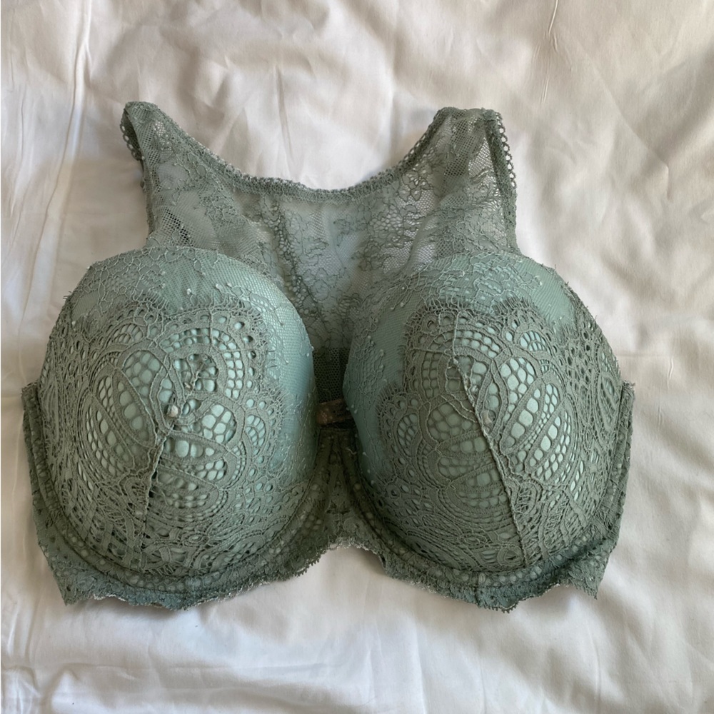 Sage Green Victoria’s Secret Bra 36DDD Accepting Offers! Need gone ASAP